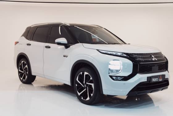 MITSUBISHI OUTLANDER 2.4 PHEV SIGNATURE S-AWC DHT